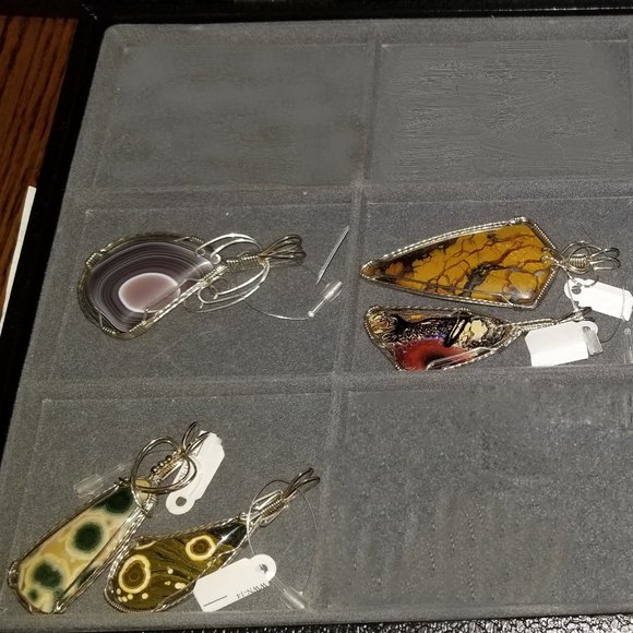 More Wire Wrapped Pendants - Picture 2 of 9